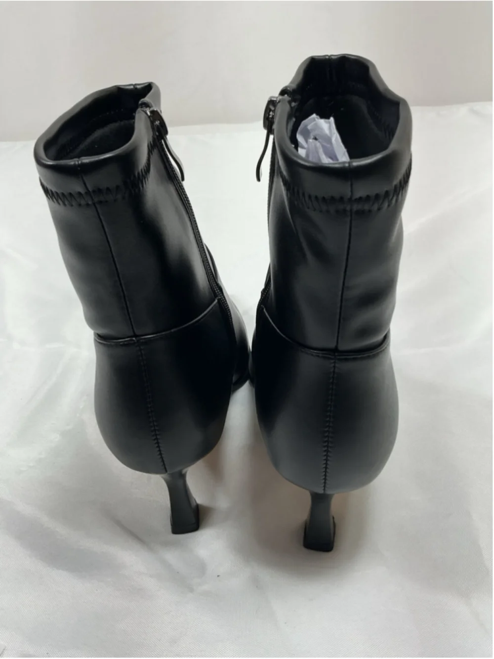 Womans New Ankle Boots 9 Black Kitten Heel Side Zip Pointed Toe